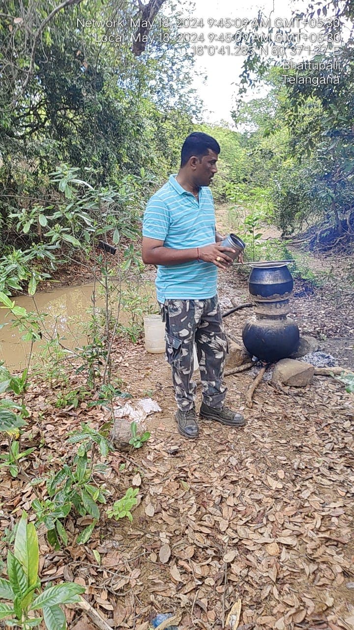 గుడుంబా పై ఉక్కు పాదం మోపిన కరకగూడెం ఎస్సై