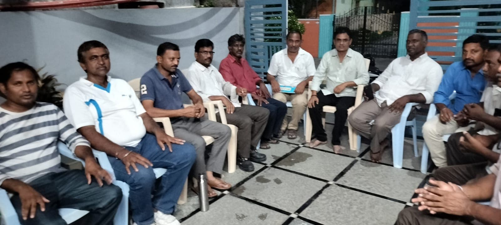 కాంట్రాక్టు కార్మికుల సమస్యలపై అధికార యూనియన్ (TNTUC) నిర్లక్ష్యం *