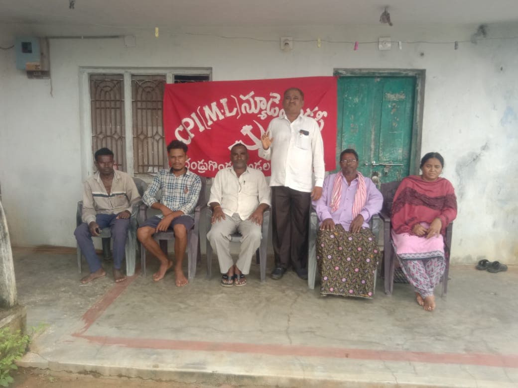 పహానీల ద్వారా రైతులు తీసుకున్న రుణాలు మాఫీ చేయాలి