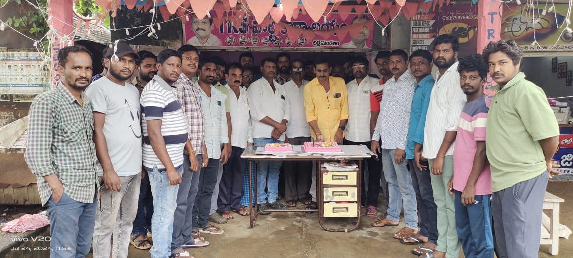 ఘనంగా కేటీఆర్ జన్మదిన వేడుకలు..