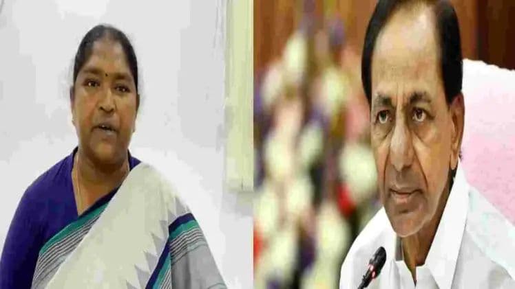 మాజీ సీఎం కేసీఆర్ కు మంత్రి సీతక్క లీగల్ నోటీసులు