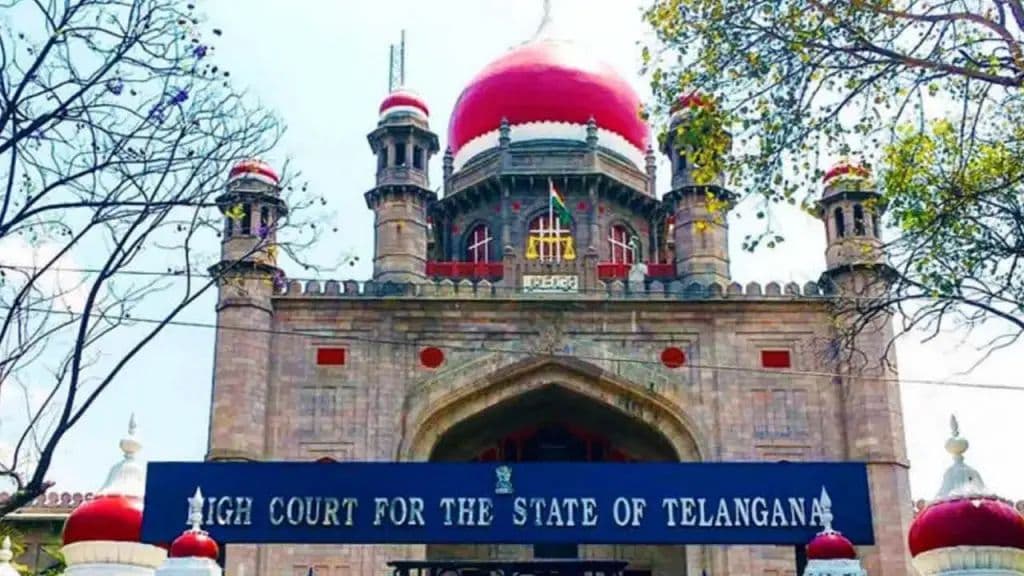 దిల్సుఖ్నగర్ బాంబు పేలుళ్ల కేసులో తెలంగాణ హైకోర్టు సంచలన తీర్పు