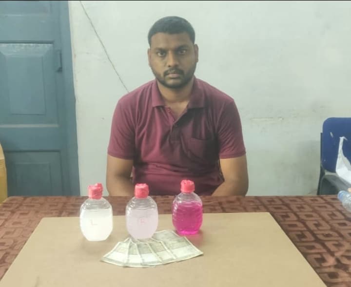 బూర్గంపహాడ్ తహసీల్దార్ కార్యాలయంలో ఏసీబీ దాడి