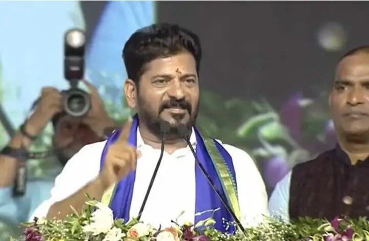 మీ గుండెల్లో రాసుకోండి.. పదేళ్లు నేనే సీఎం