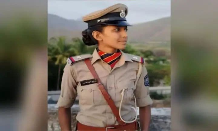 ఇన్స్టాలో పరిచయం, మహిళా పోలీస్ ఆఫీసర్ గొంతుకోసి చంపిన CRPF జవాన్