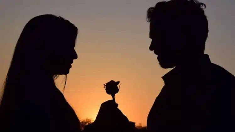 కంత్రీ పోలీస్ జంట..