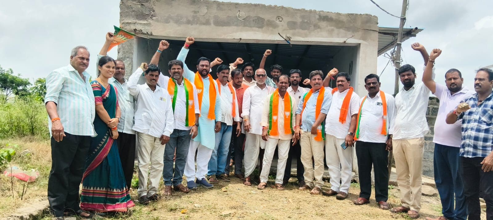 ప్రతి ఇంటిపై జాతీయ జెండా ఎగురవేయాలి