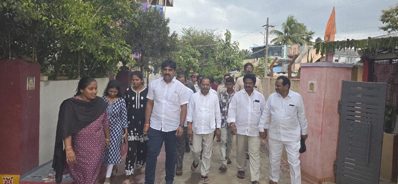 మూడవ వార్డులో ఎమ్మెల్యే కోరం ఆకస్మిక పర్యటన
