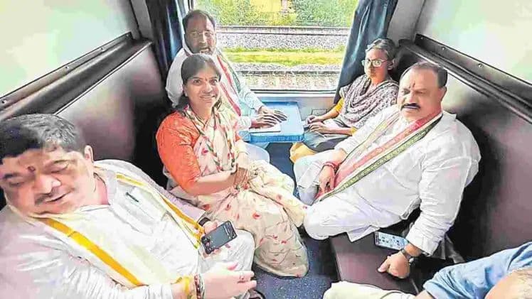 బీసీ బిల్లును పార్లమెంట్లో ప్రవేశపెట్టే వరకు పోరాడుతాం