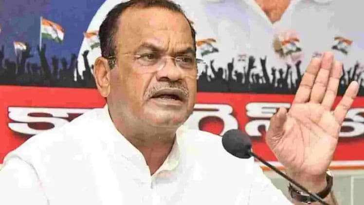 ప్రాజెక్ట్లను నిర్వీర్యం చేసిన బీఆర్ఎస్